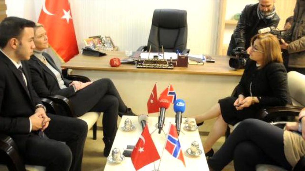 Norveçli Bakan: Türkiye, Suriyeli Mülteciler Konusunda Yalnız Bırakılmamalı