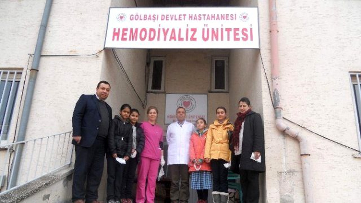 Öğrencilerden Hemodiyaliz Hastalarına Ziyaret