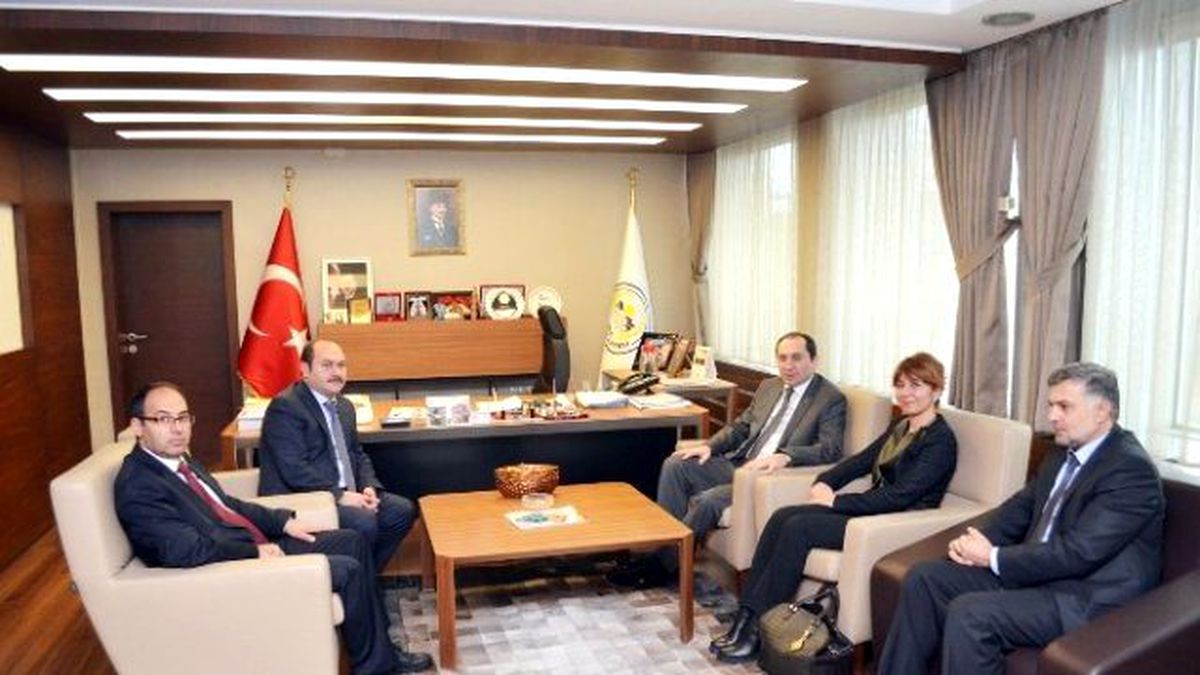 Rektör Alkan\'dan Başkan Eyvaz\'a Ziyaret