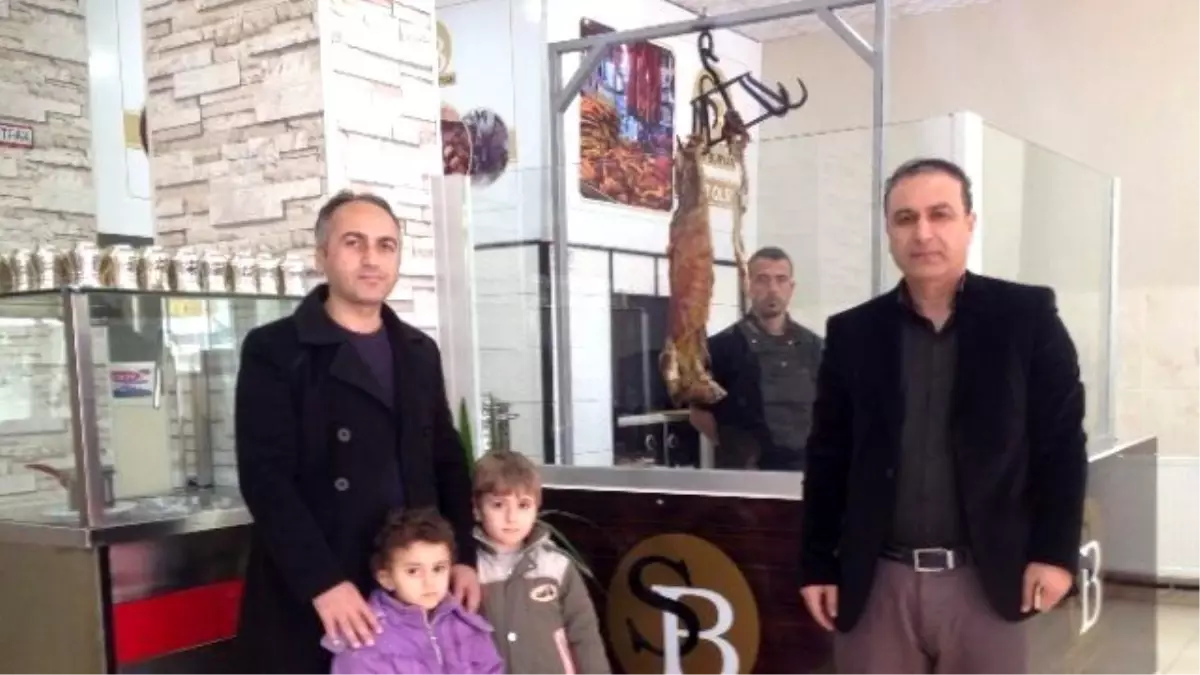 Siirt Büryan Kebabı Türkiye\'nin 16. Şehrinde Satışa Sunuldu