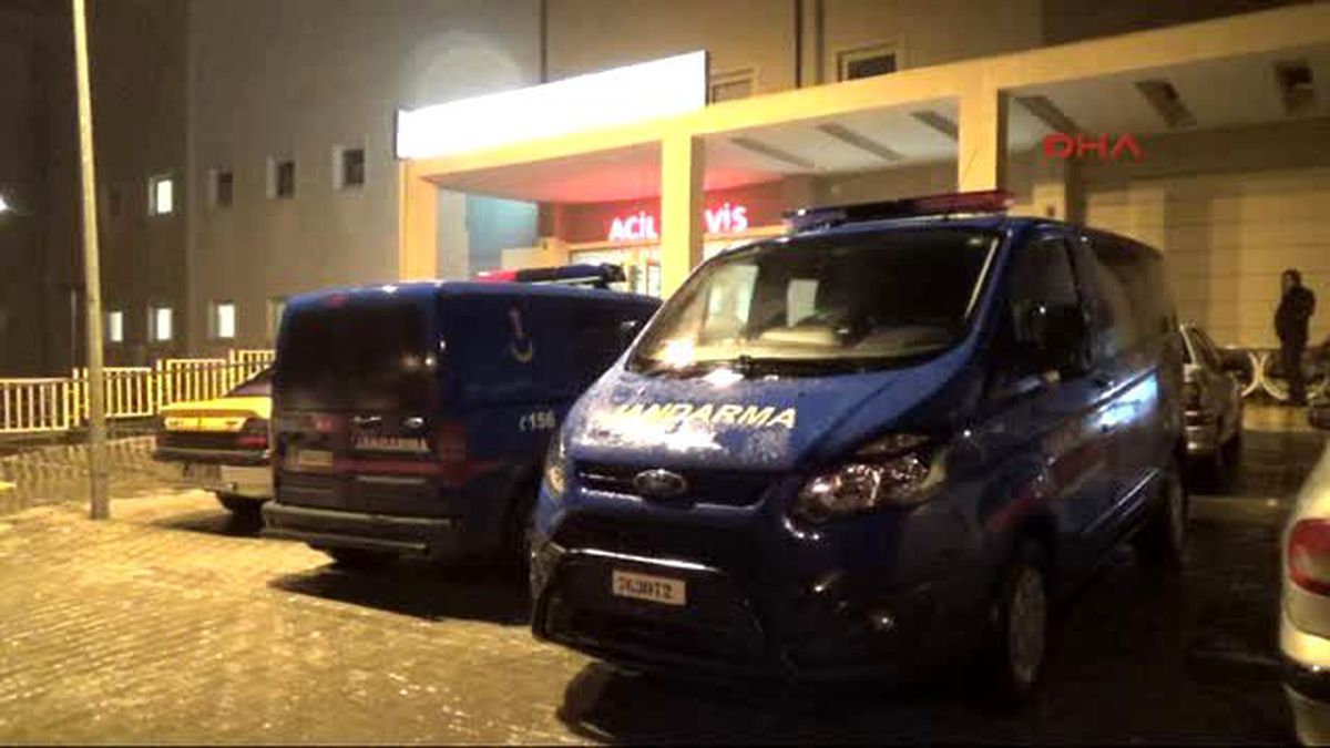 Siverek\'te Öğrenci Taşıyan Minibüs Devrildi: 1 Ölü, 14 Yaralı