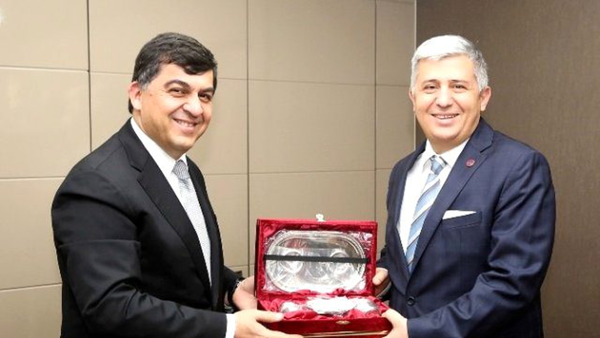 Türk Halk Oyunları Şehitkamil\'de Konuşuldu