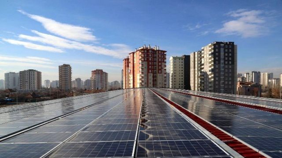 Türkiye\'nin Resmi Kurum Tarafından Yapılan En Büyük Çatı Üstü Güneş Paneli