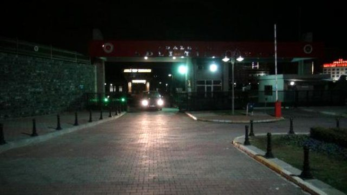 Alman Turistler İçin Adli Tıp Kurumu\'na Tabut Getirildi