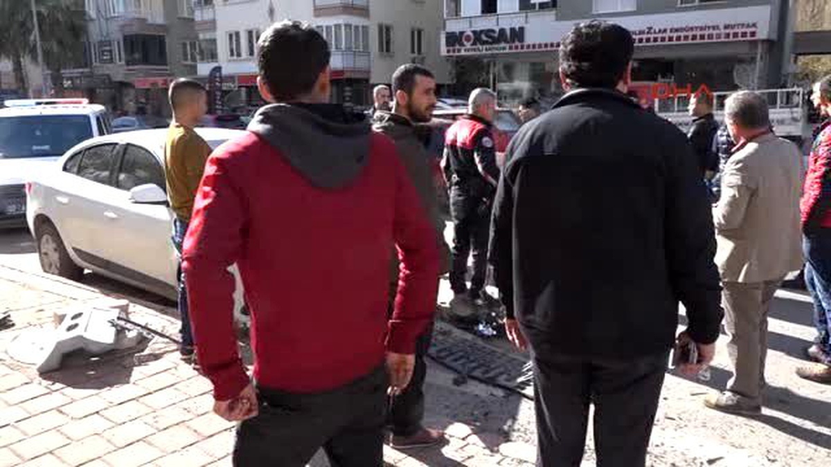 Antalya Polisten Kaçarken Kaza Yaptı