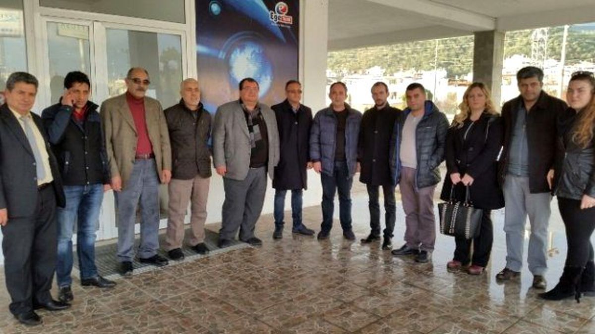 Balıkesir Gazeteciler Cemiyeti Başkanı Demir, Mühürlenen Ege Türk Tv\'yi Ziyaret Etti