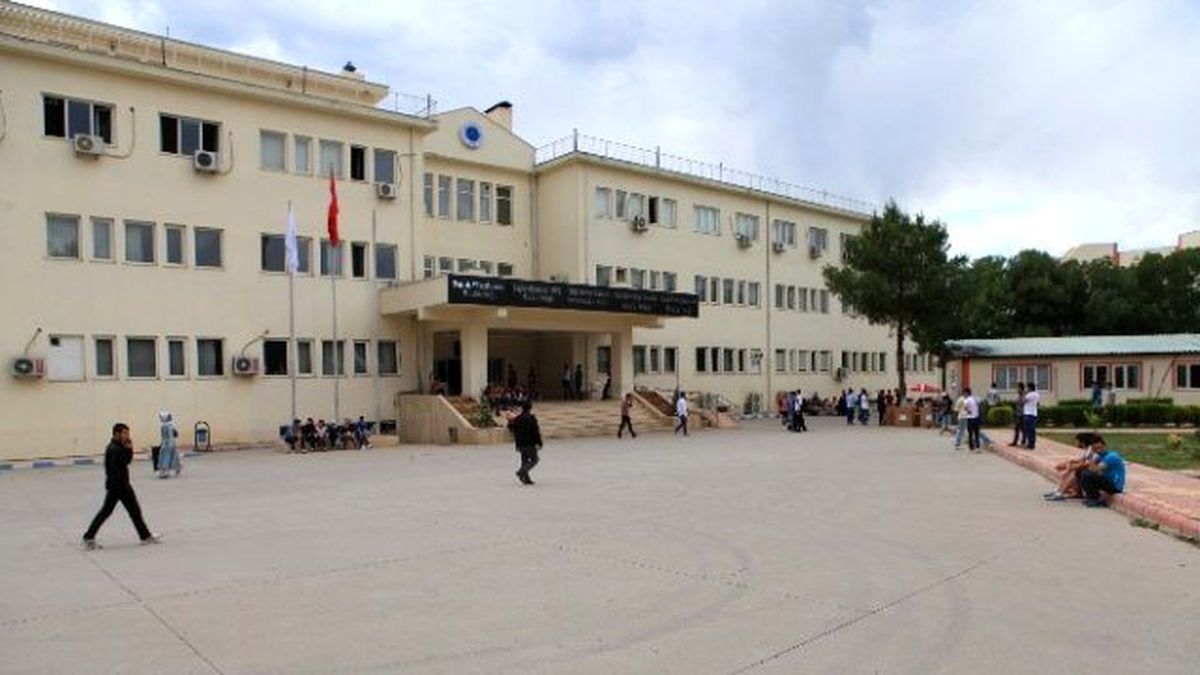 Batman Üniversitesi\'nden 5 Akademisyen Hakkında İnceleme