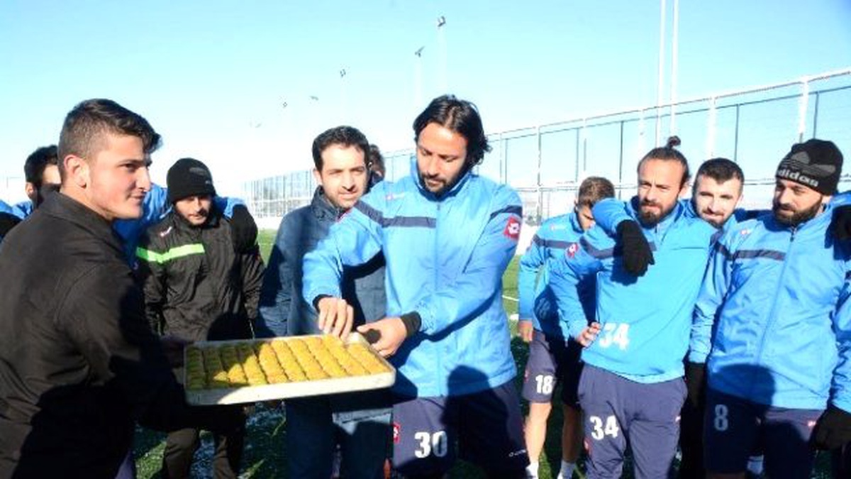 Bb Erzurumspor Teknik Direktörü Yıldırım: "İyi Oyunla Üç Puan Bizim Olsun"