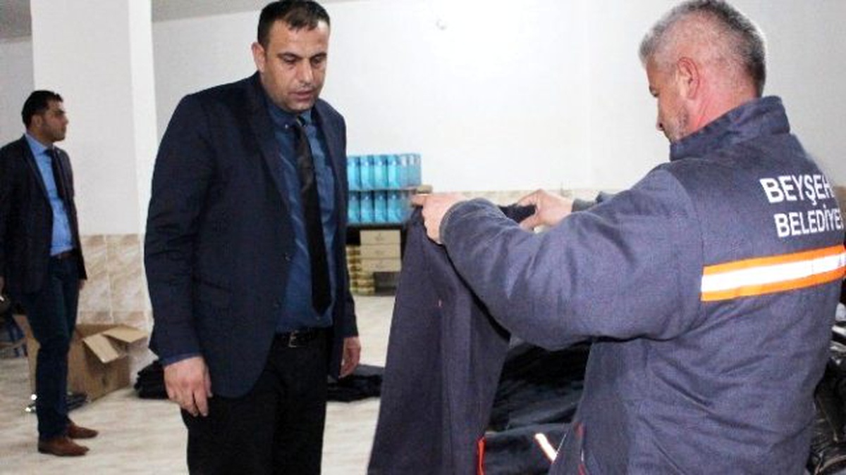 Beyşehir Belediyesi Personeline Koruyucu Kışlık Elbise