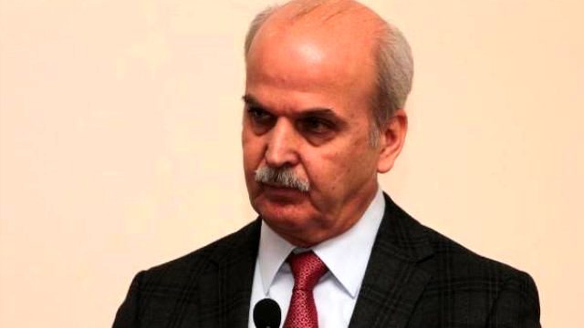 Cbü Rektörü Çelebi\'den, \'İmza\'cı Akademisyenlere Tepki