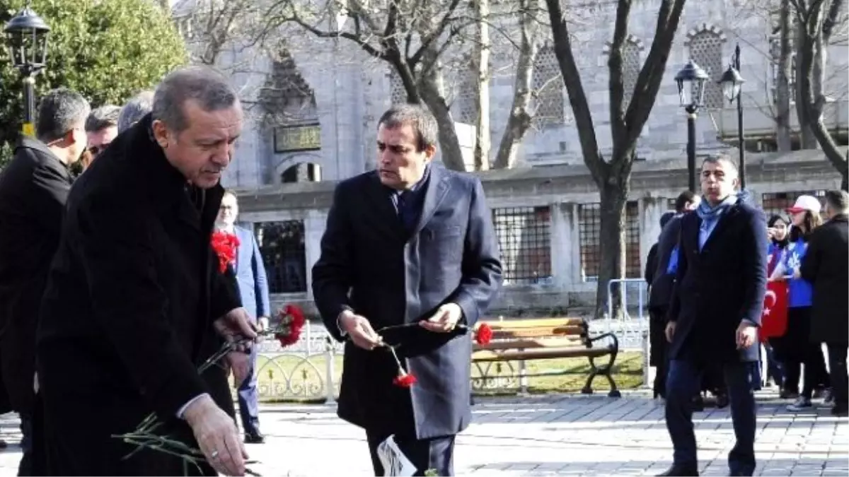 Cumhurbaşkanı Erdoğan\'dan Bildiriye İmza Atanlara Tepki: "Bunlar Zalimdir Alçaktır"