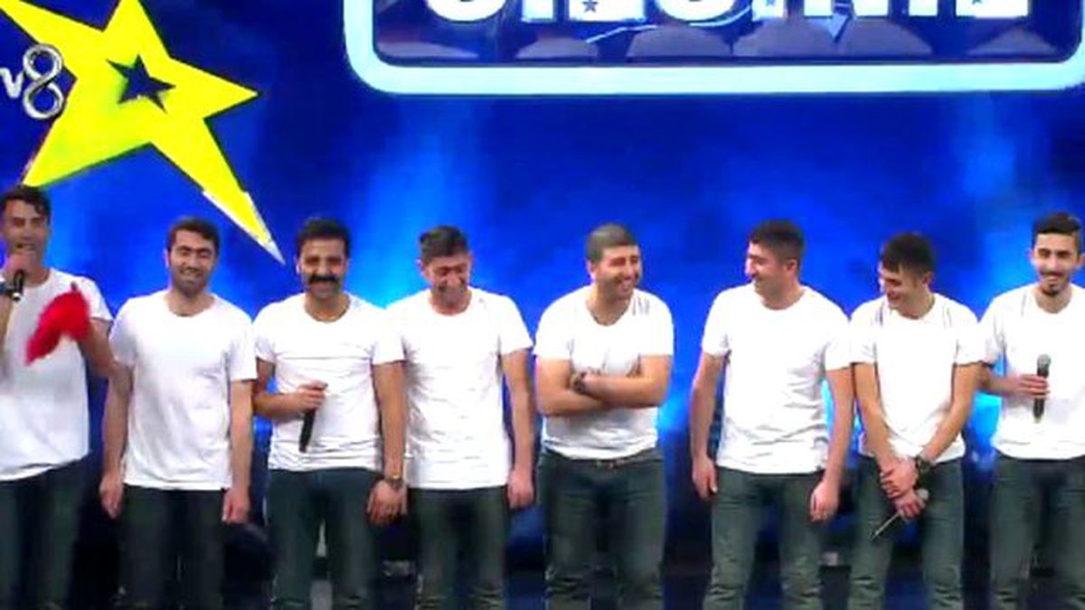 Dansları Herkesi Şaşırttılar! Bu Figürleri Başka Yerde Göremezsiniz...