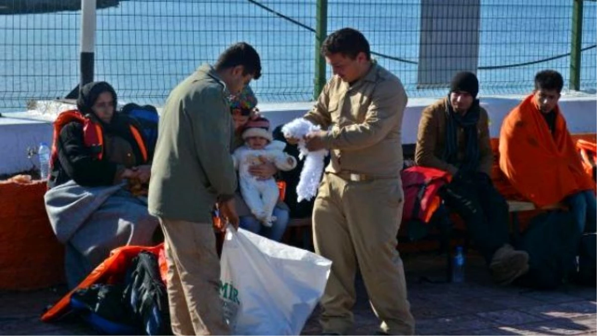 Dikili\'de Denizde İki Günde Toplam 273 Kaçak Yakalandı