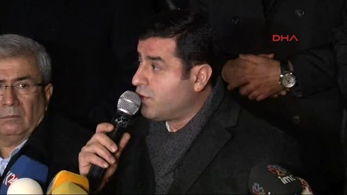 Diyarbakır Demirtaş; Çınar Saldırısını Yapanlar; Kadınlar, Bebekler ve Siviller İçin Çıkıp Bu...