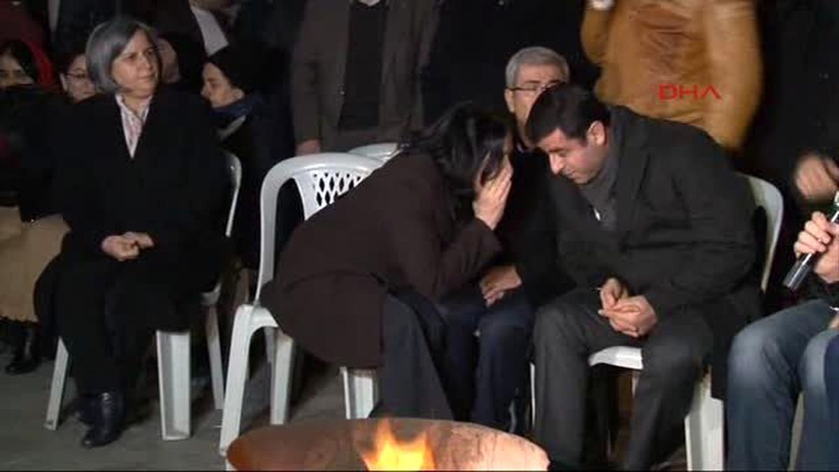 Diyarbakır Demirtaş; Çınar Saldırısını Yapanlar; Kadınlar, Bebekler ve Siviller İçin Çıkıp Bu...