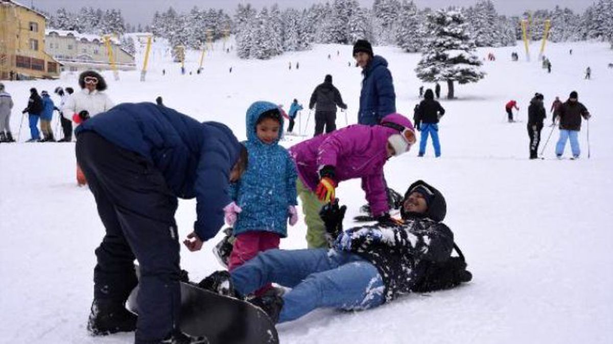 Düşe Kalka Kayak Öğreniyorlar