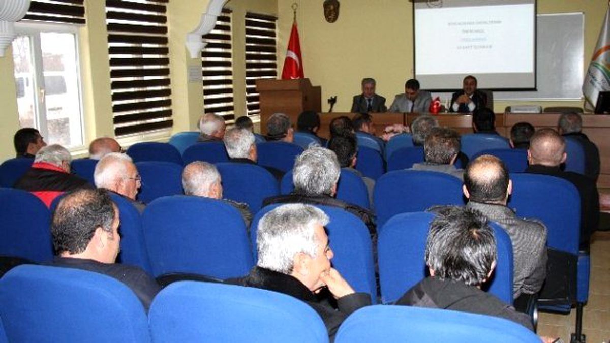 Elazığ\'da Çiftçilere Bitki Koruma Eğitimi