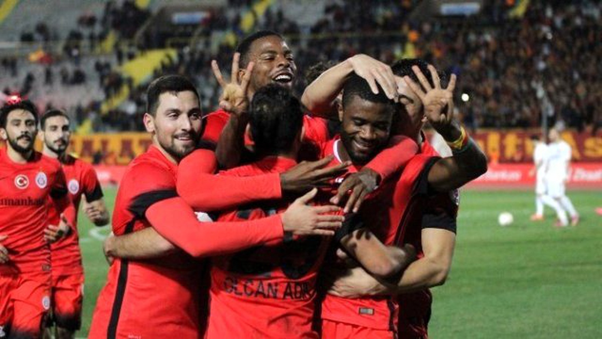 Galatasaray İkinci Yarıya Umutlu Başlamak İstiyor
