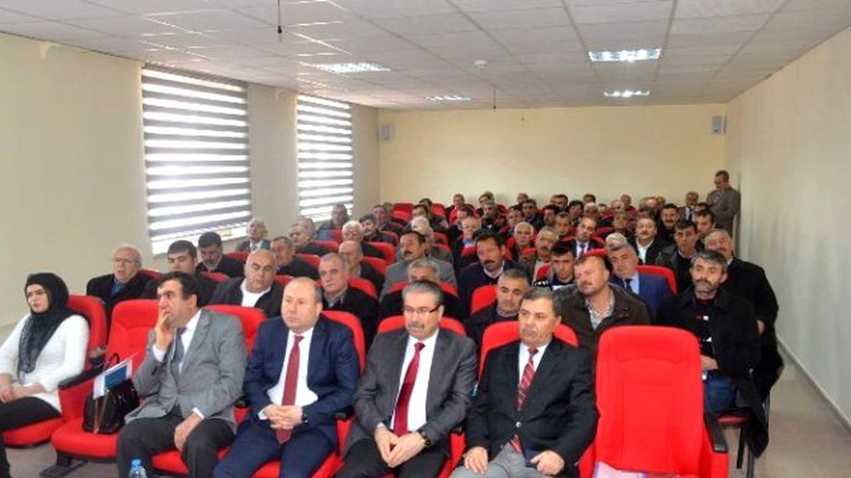 Vali'den Türkmenler Üzerinden Şov Yapan Muhtarlara Tokat Gibi Yanıt