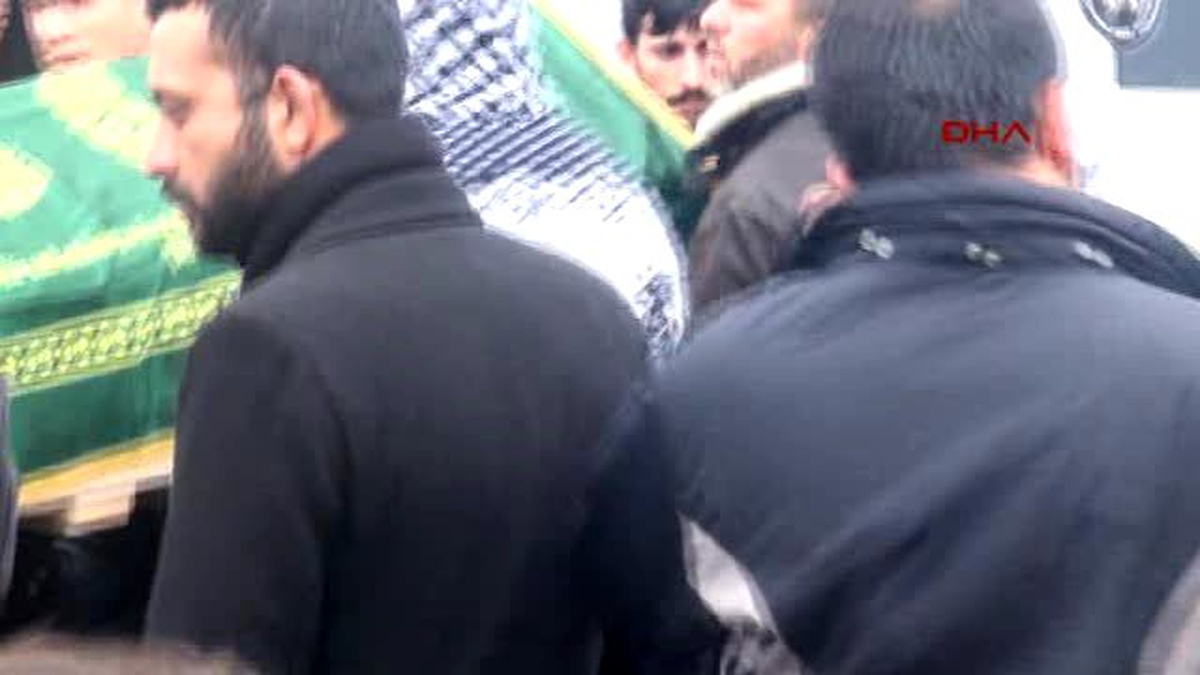 Keşan Yangında Ölen Kardeşler Gözyaşlarıyla Toprağa Verildi