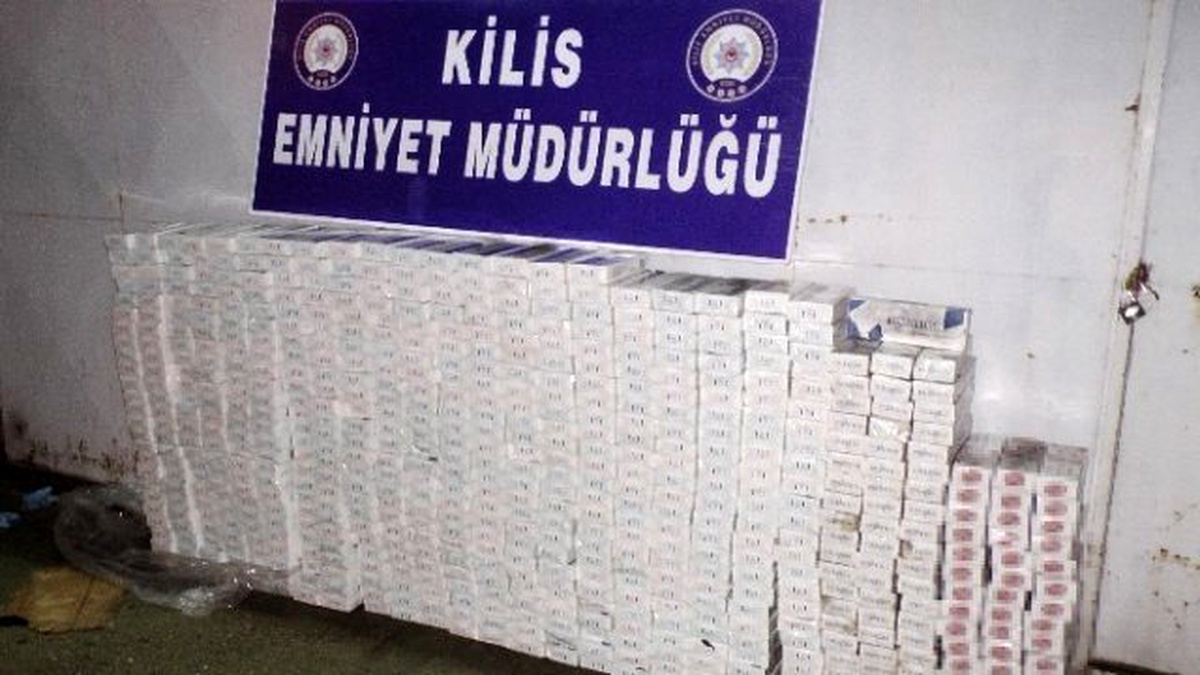 Kilis\'te 9 Bin 590 Paket Kaçak Sigara Yakalandı