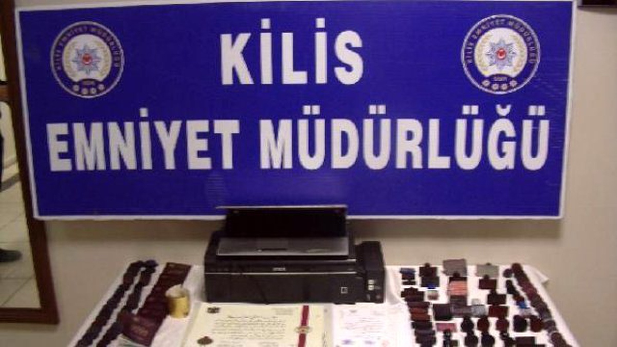 Kilis\'te Sahte Belge Düzenleyen Suriyeli Gözaltına Alındı