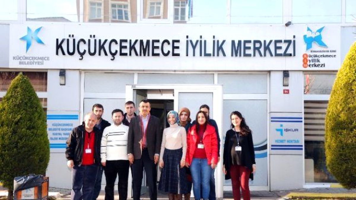 Kim" Hayırda Yarışıyor