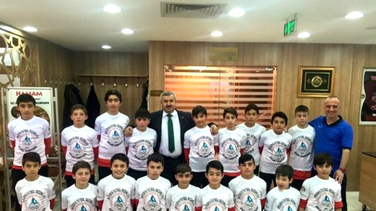 Körfez Gençlerbirliği Akademispor Şampiyon Oldu