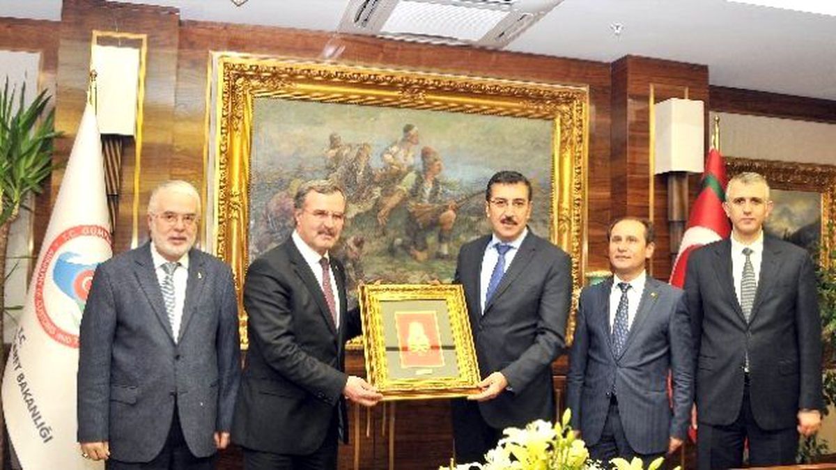 Kso\'dan Bakan Tüfenkci\'ye Ziyaret