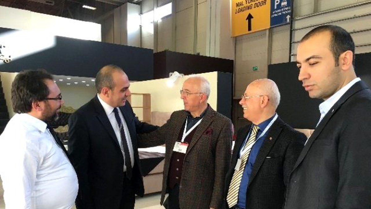 Kto Başkanı Mahmut Hiçyılmaz, İstanbul Mobilya Fuarı\'nı Gezdi