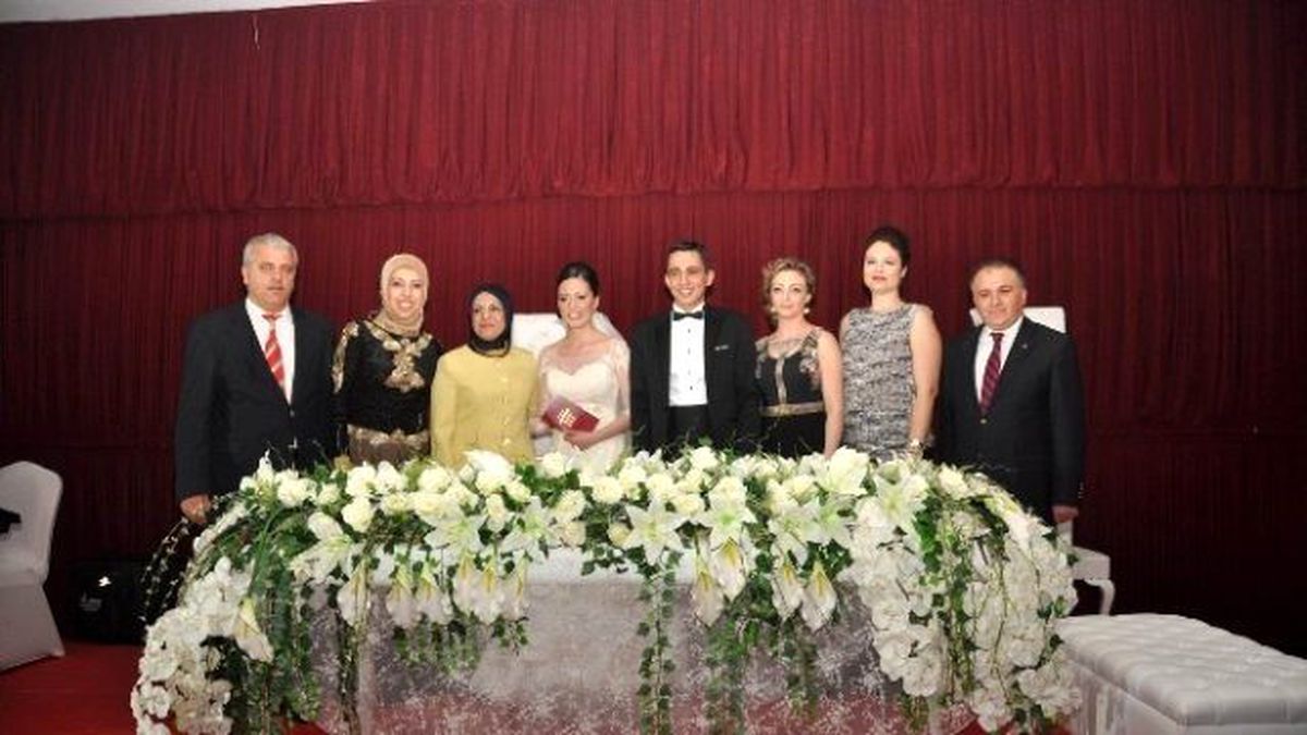 Meram\'da 2015 Yılında 2 Bin 595 Nikah Kıyıldı