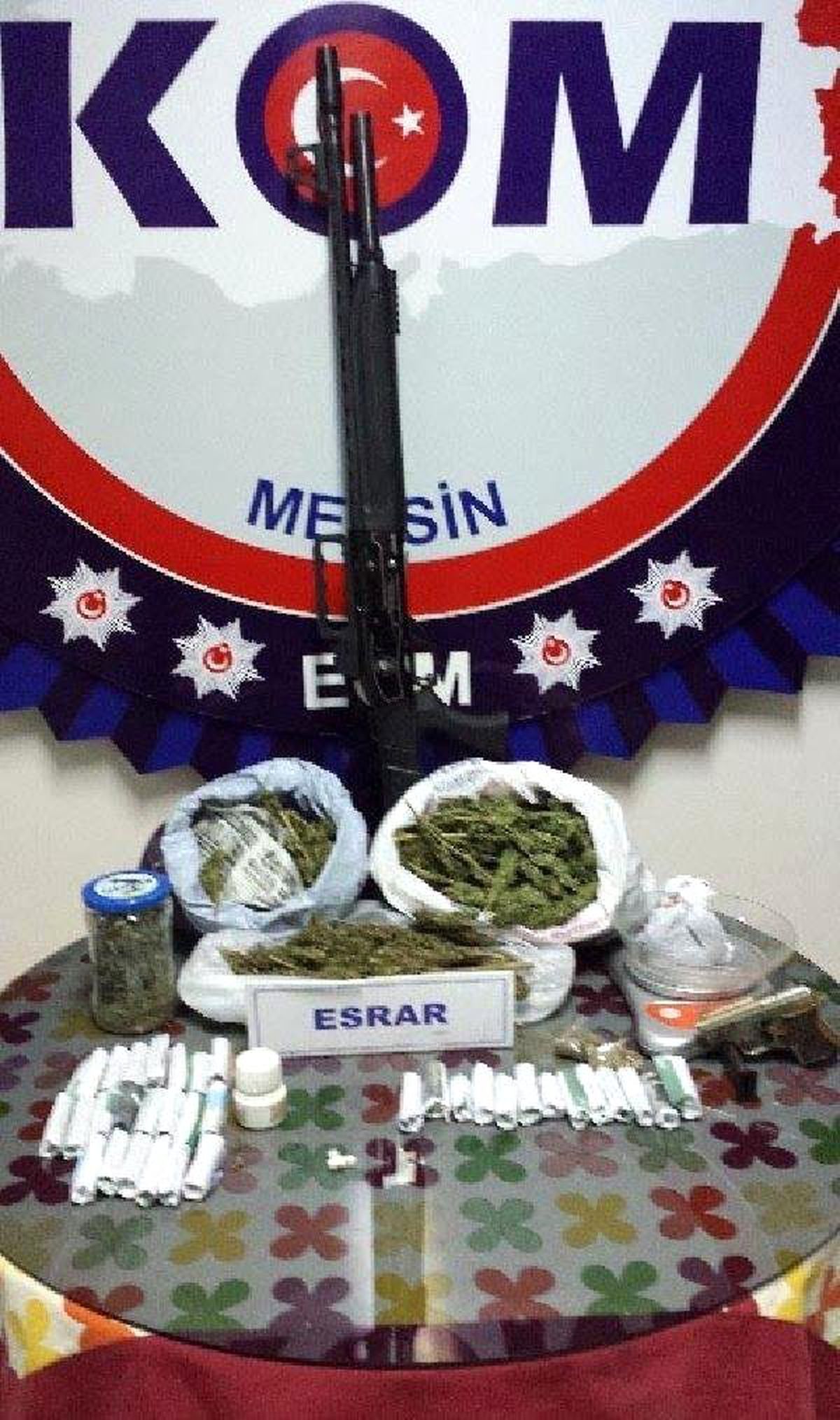 Mersin\'de Uyuşturucu ve Sahte İçki Operasyonu