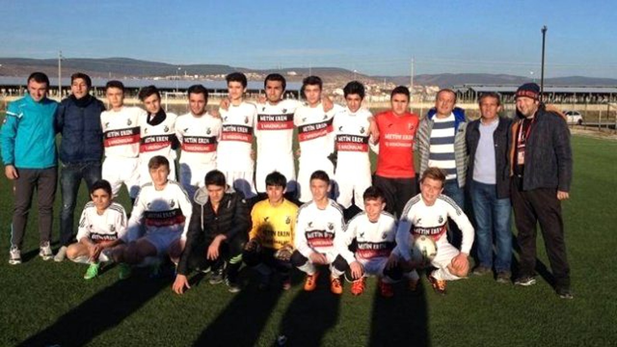 Moymulspor U 17\'lerde Şampiyon Oldu