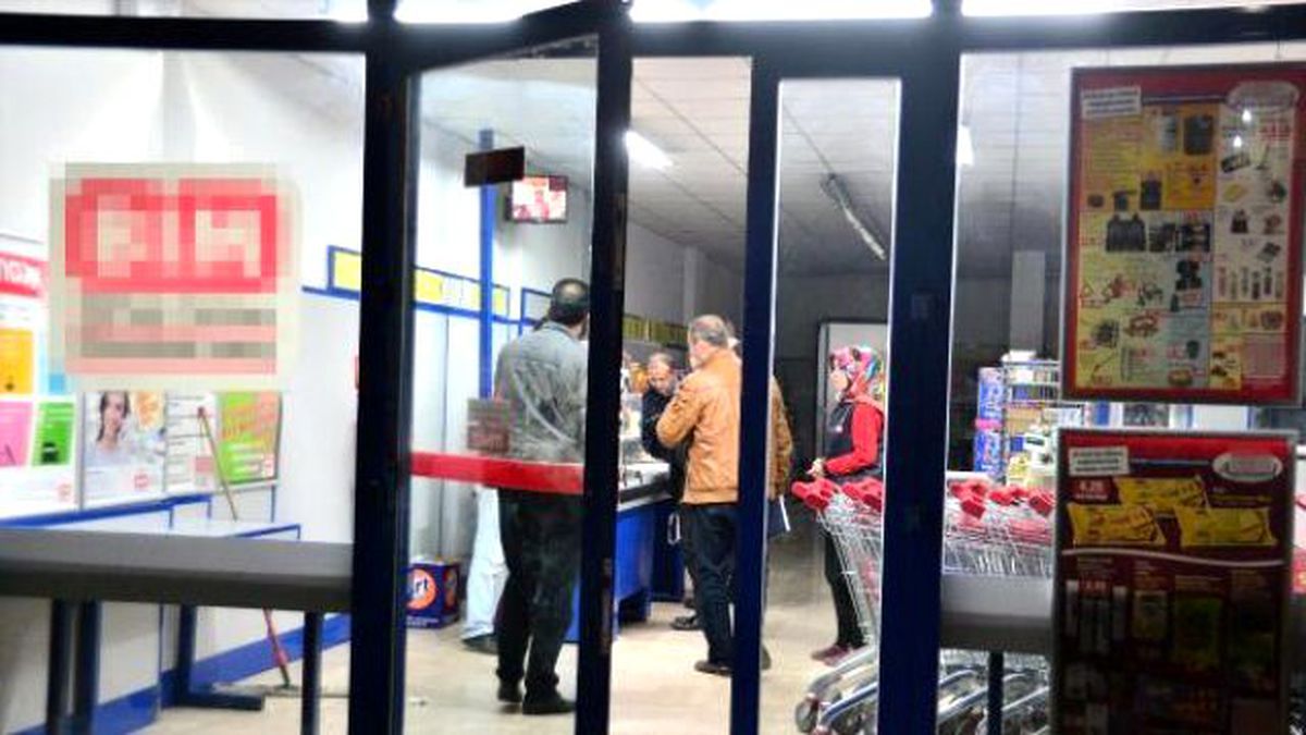 Silahlı Maskeli Market Soygunu Girişimi