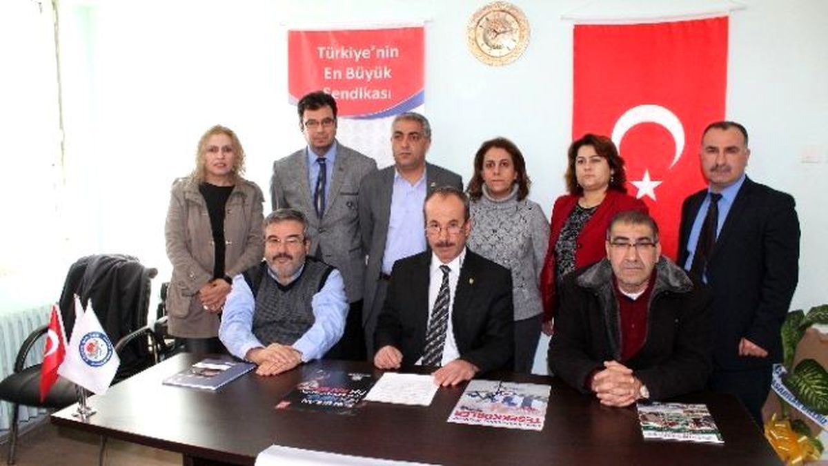 Teröre Destek Bildirisine İmza Atan Akademisyenlere Tepki