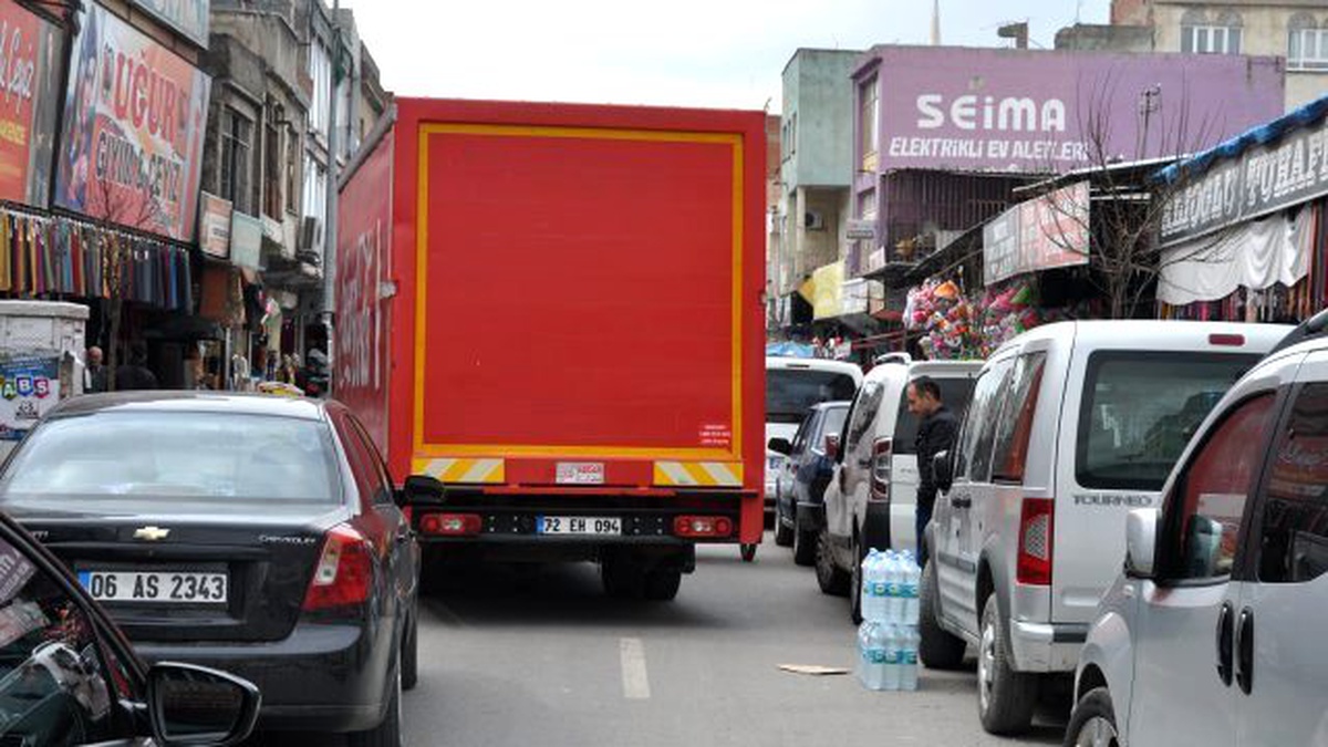 Trafik Sorunu Had Safhaya Ulaştı