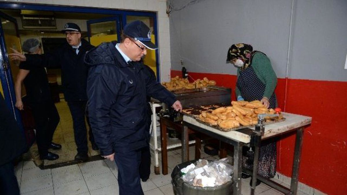 Zabıtadan Merdiven Altı İmalathaneye Baskın