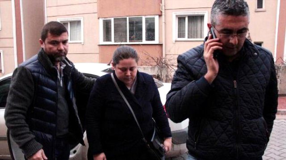 Zonguldak\'ta Bildiriyi İmzalayan Akedemisyene Gözaltı