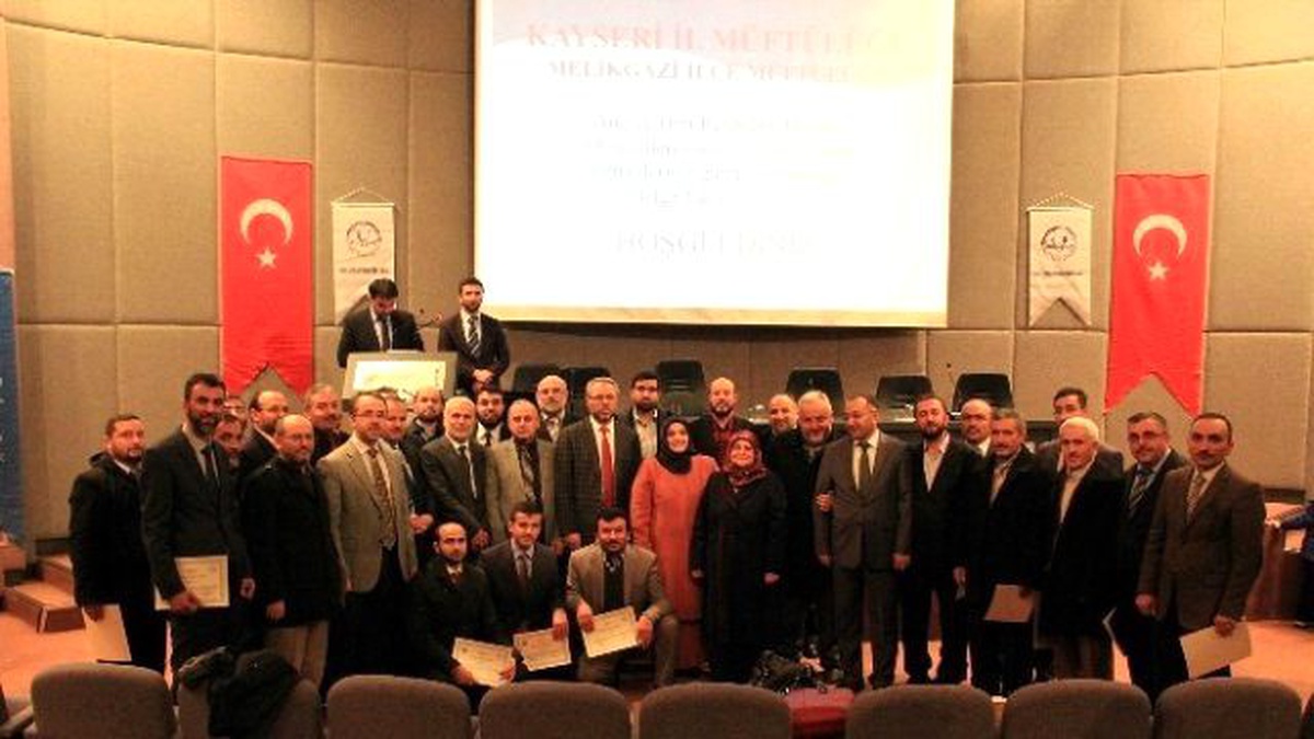 Aile İçi İletişim Rehberliği Eğiticileri Eğitimi Semineri Katılım Belgesi Töreni Düzenlendi