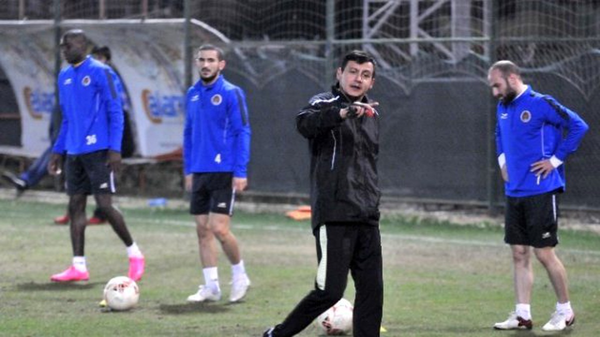 Alanyaspor\'da Denizlispor Maçı Hazırlıkları Devam Ediyor