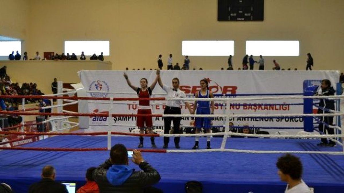 Beü Bayanlar Türkiye Ferdi Boks Şampiyonasında İkinci Oldu
