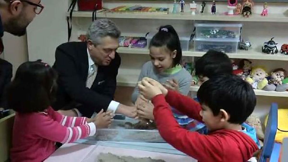 Birleşmiş Milletler Mülteciler Yüksek Komiseri Grandi Sığınmacılarla Biraraya Geldi