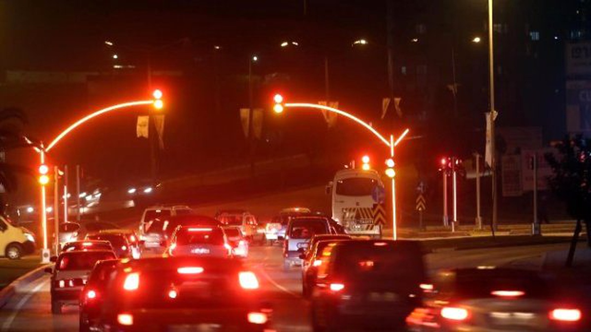 Büyükşehir\'den Trafik Güvenliğine ve Kent Estetiğine Katkı