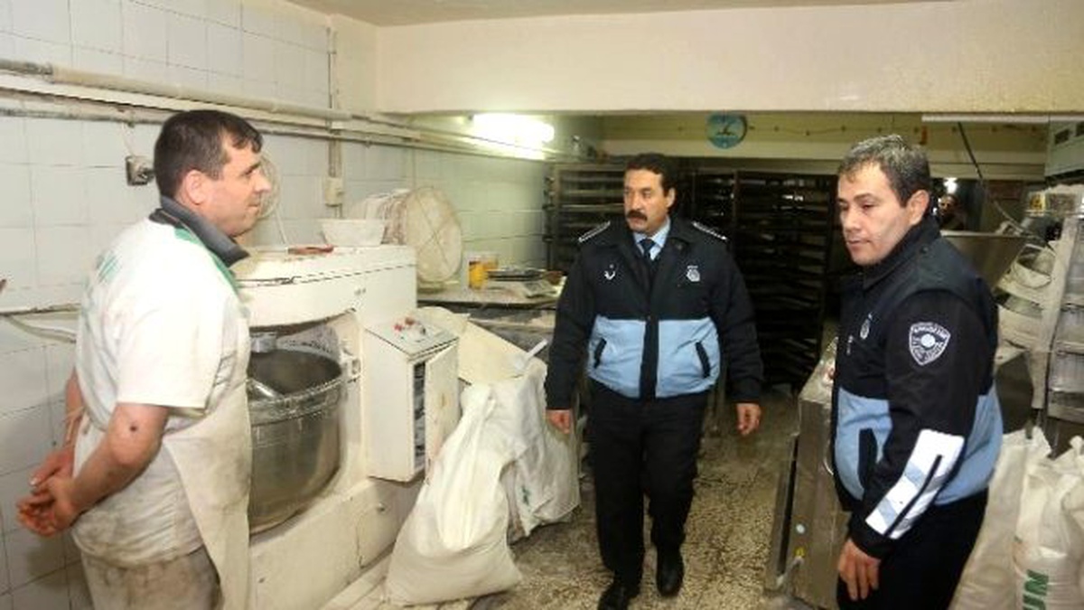 Büyükşehir Zabıtasından Fırınlara Sıkı Denetim