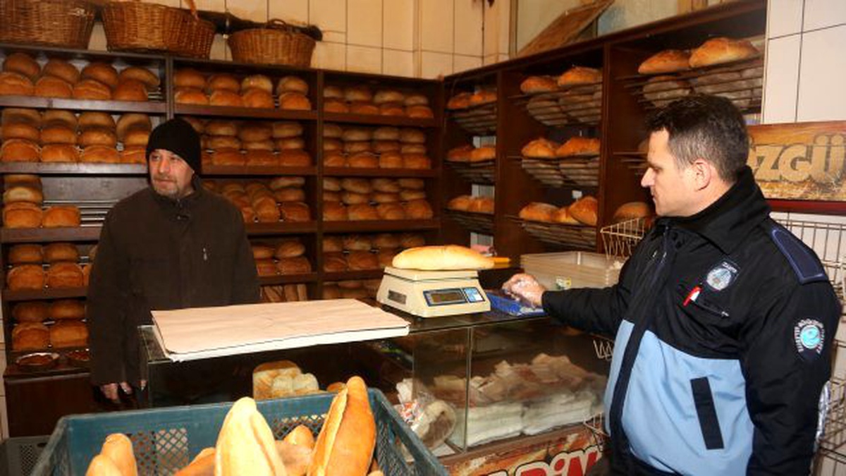 Büyükşehir Zabıtasından Fırınlara Sıkı Denetim