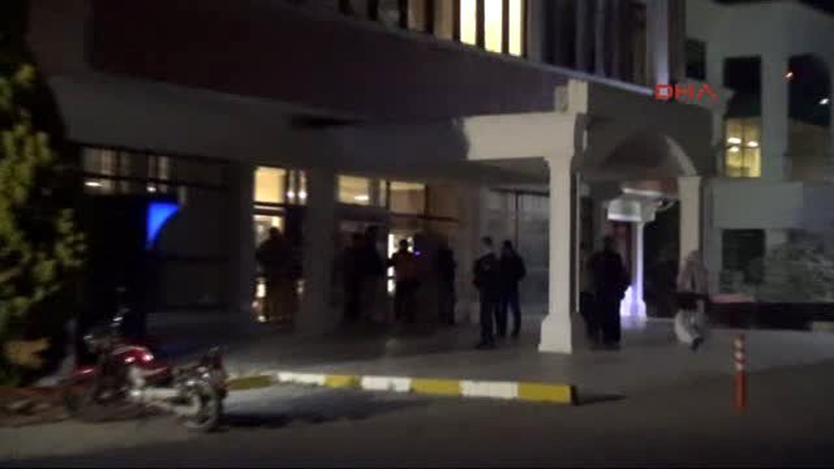Üniversite Kütüphanesine Yapılan Bomba İhbarı Paniğe Neden Oldu