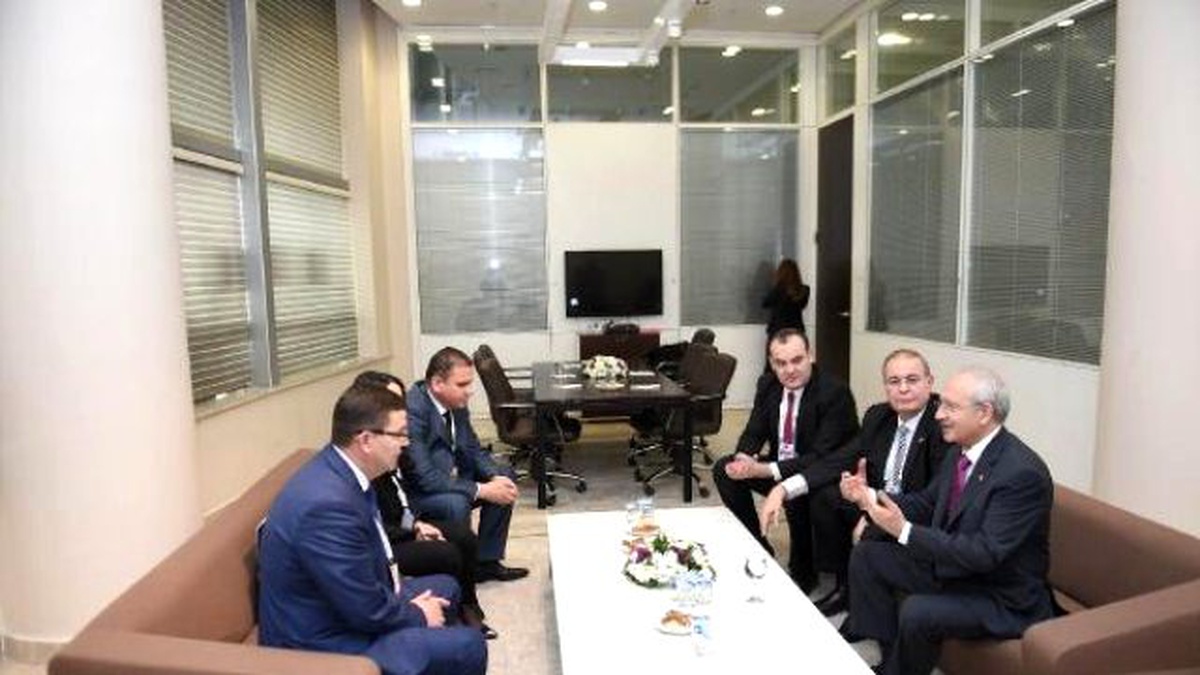 CHP\'nin \'Demokrasi, Değişim ve Kardeşlik\' Kurultayı Başladı (4)
