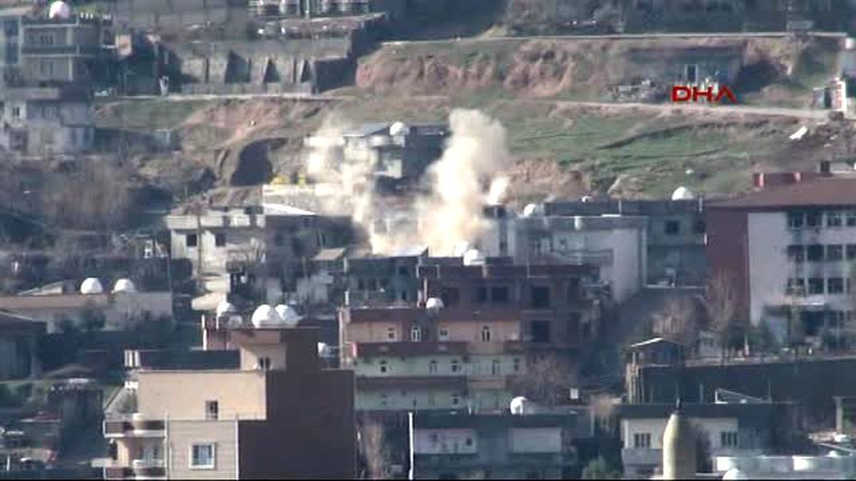 Cizre\'de Çatışmalar da Kaçış da Sürüyor 1-