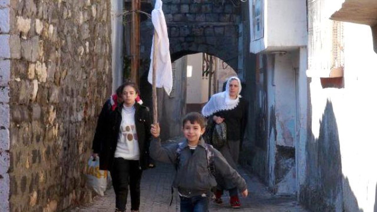 Cizre\'de Çatışmalar da Kaçış da Sürüyor