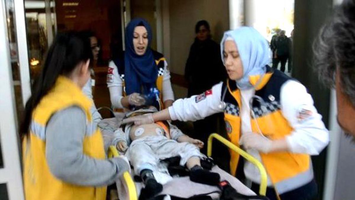 Çocuğunu Döverek Öldürdüğü İddia Edilen Anne Adliyede